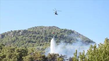 Antalya'da Adrasan Sahili'ne yakın bölgede orman yangını