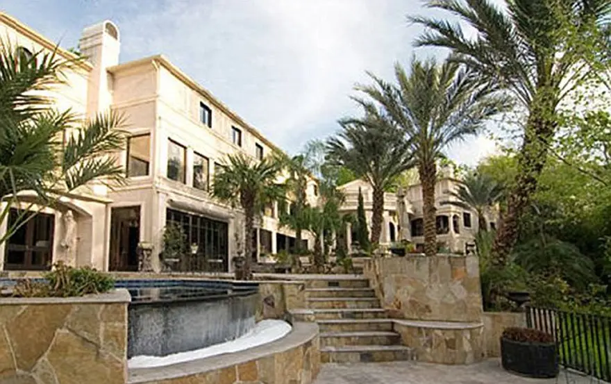 Beyonce Knowles'tan 5.9 milyon dolarlık hediye 13 Beyonce Knowles'tan 5.9 milyon dolarlık hediye 13