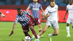 Türkiye Kupası'nda ilk yarı finalist Trabzonspor (Trabzonspor-Fraport TAV Antalyaspor maç sonucu) Türkiye Kupası'nda ilk yarı finalist Trabzonspor (Trabzonspor-Fraport TAV Antalyaspor maç sonucu)