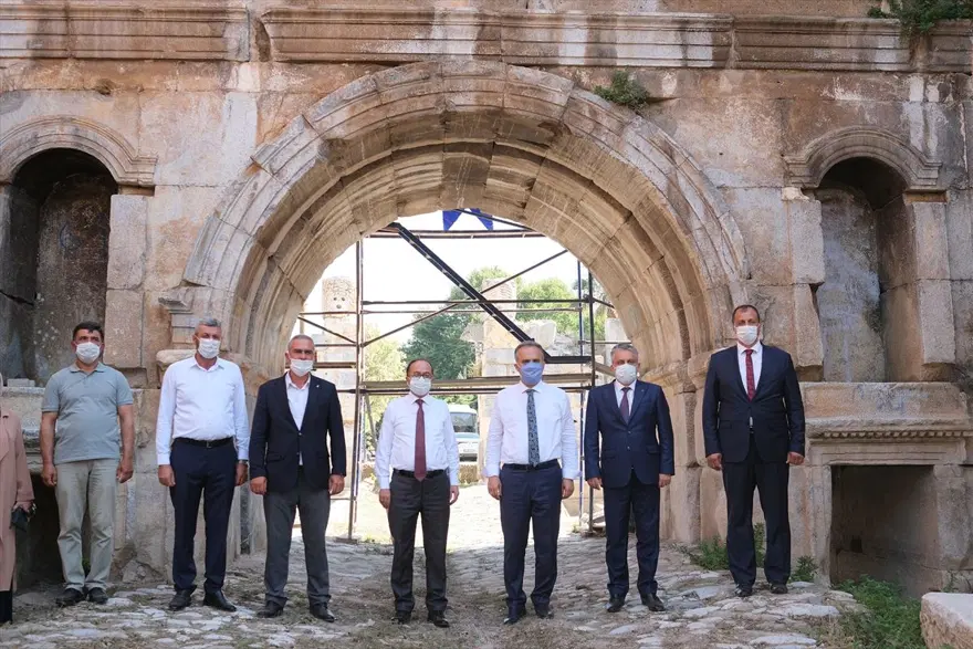 İznik'te 2 bin yıllık İstanbul Kapısı eski ihtişamına kavuşuyor 8