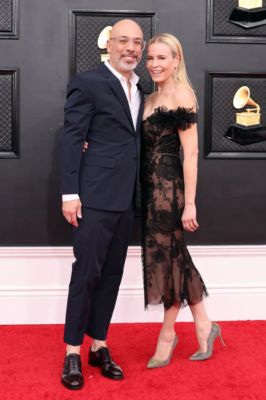 2022 Grammy Ödülleri kırmızı halısında ünlülerden aşk pozları 15