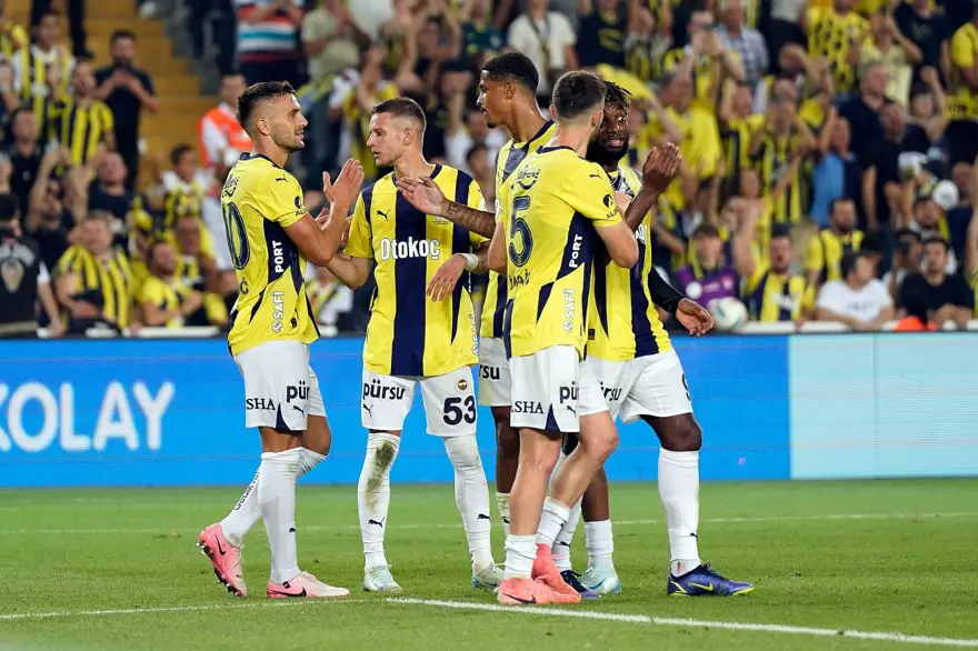 PIATEK VE DZEKO KRALLIK YARIŞINDA ZİRVEDE 4 PIATEK VE DZEKO KRALLIK YARIŞINDA ZİRVEDE 4