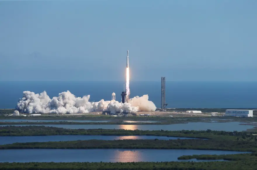 NASA, Jüpiter'in uydusu Europa'daki okyanusta hayat belirtilerini arayacak 