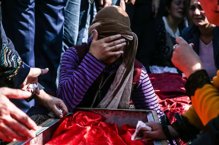 Hain saldırının küçük kurbanları: Cenazede gözyaşları sel oldu 12
