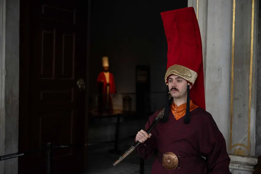 Topkapı Sarayı'nda yeni dönem: Jandarmalar, "silahtar" oldu 17