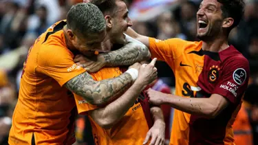 Teknik direktörle arası bozuldu, Galatasaray'ın eski yıldızını Fenerbahçe istiyor: "Memnun değil"