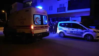 Cadde ortasında silahlı kavga: 19 yaşındaki genç vuruldu