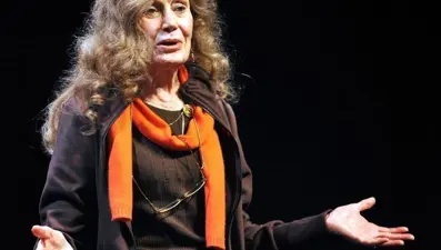 Abdullah Şahin: Yıldız Kenter, Türk tiyatrosuna ciddiyet, saygı ve önemi getirmiştir