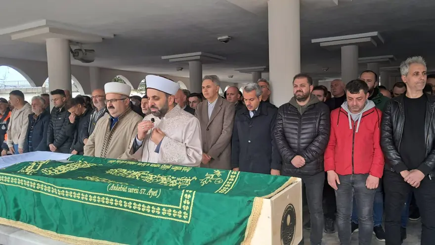 Genç akademisyen kansere yenildi 1