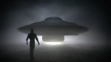 UFO uzmanından uzaylı uyarısı: "Masum insanları öldürüyorlar"