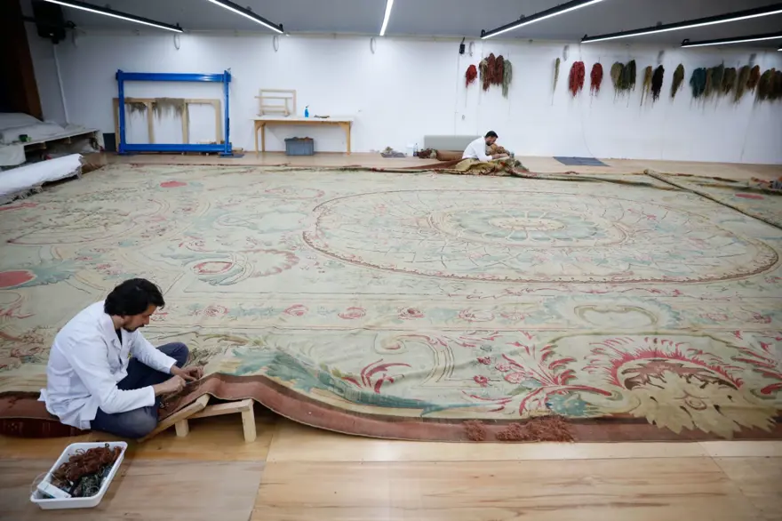 Dolmabahçe Sarayı'nın 119 yıllık halısı restore ediliyor 2