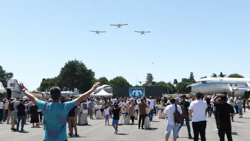 Türk Hava Kuvvetleri'nin 113. yılı coşkuyla kutlandı 1 Türk Hava Kuvvetleri'nin 113. yılı coşkuyla kutlandı 1