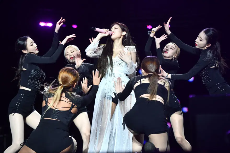 Time'a göre 2020'nin en iyi K-pop şarkıları ve albümleri 6 Time'a göre 2020'nin en iyi K-pop şarkıları ve albümleri 6