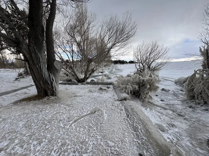 Antartika değil Çıldır Gölü: "Ağlayarak dondu" 15