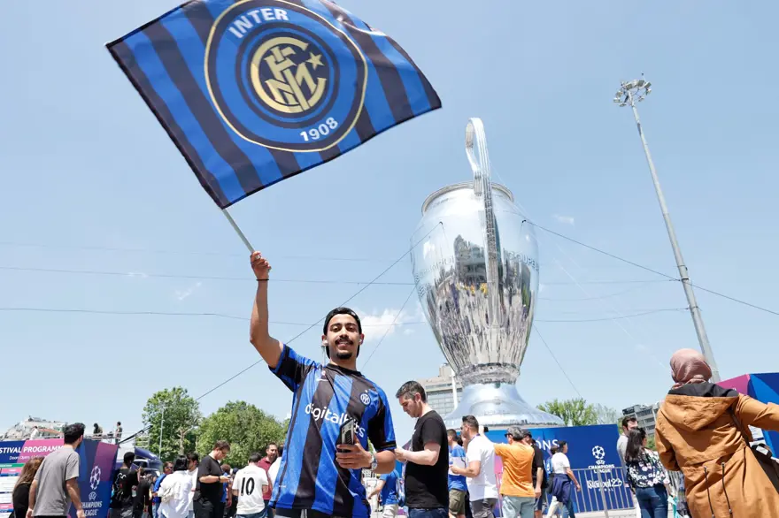 Inter ve Manchester City taraftarları İstanbul'un tarihi ve turistik mekanlarını gezdi 9
