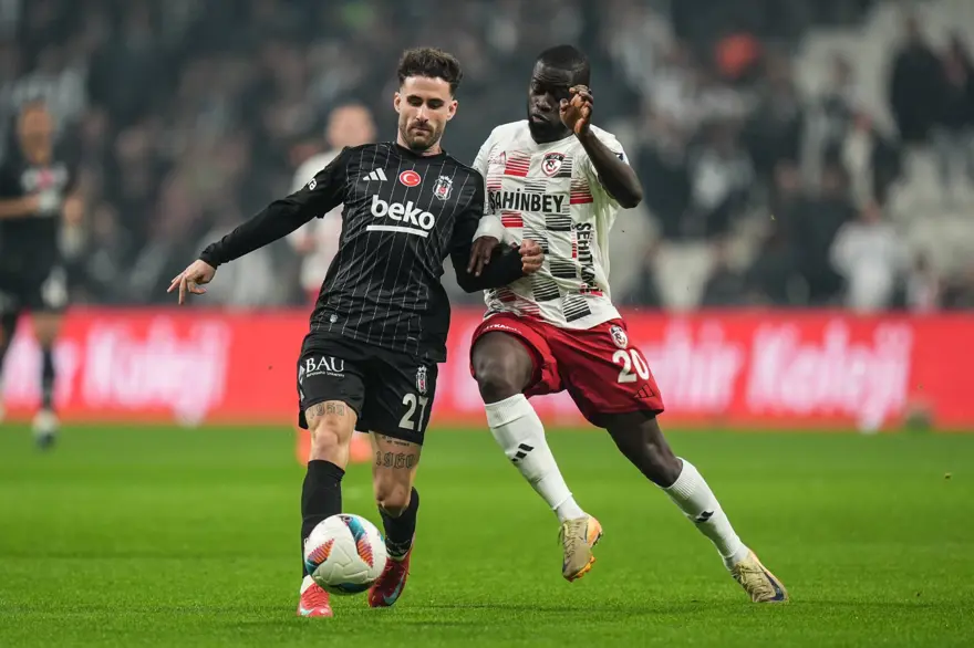 Beşiktaş'a evinde büyük sürpriz: Gaziantep FK, Dolmabahçe'de 1-0'dan geri dönerek kazandı 1