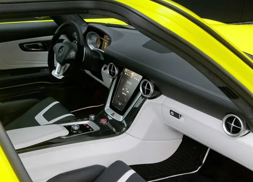 2010 Mercedes -Benz SLS 9