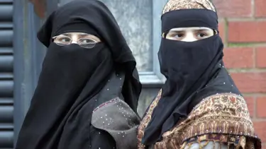 Fransa peçe yasağını onayladı