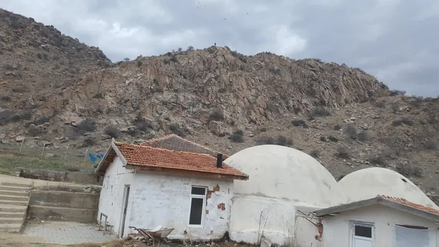 Tarihi hamam, baraj sularına gömüldü 11