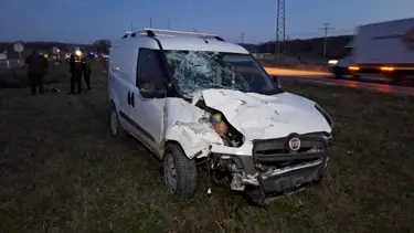 Samsun'da feci kaza: Hafif ticari araçla motosiklet çarpıştı: 1 ölü, 2 yaralı