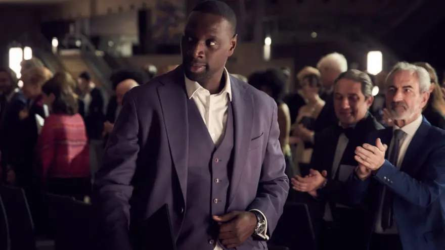 Soygun dizisi Lupin'in setini hırsızlar bastı: 5 milyonluk vurgun 7 Soygun dizisi Lupin'in setini hırsızlar bastı: 5 milyonluk vurgun 7