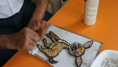 Oğlunun ödeviyle tanıştı şimdi hobisi oldu