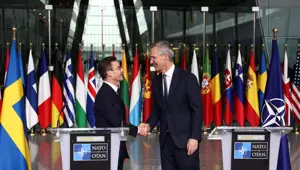 İsveç&#x27;in bayrağı NATO&#x27;daki yerini aldı: &quot;Putin başarısız oldu&quot;