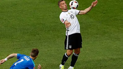 Podolski'den milli takım açıklaması