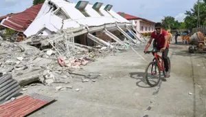 Filipinler 6,9 ile sarsılmıştı: 8 bin artçı daha kaydedildi Filipinler 6,9 ile sarsılmıştı: 8 bin artçı daha kaydedildi