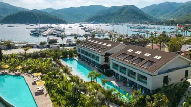 Göcek’in eşsiz doğasında “Beyond Balance” Wellness Kampı ile bedeninizi ve ruhunuzu dengeleyin