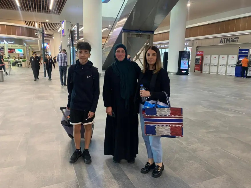 Lübnan’dan tahliye edilen 169 Türk vatandaşı Türkiye’ye geldi 8