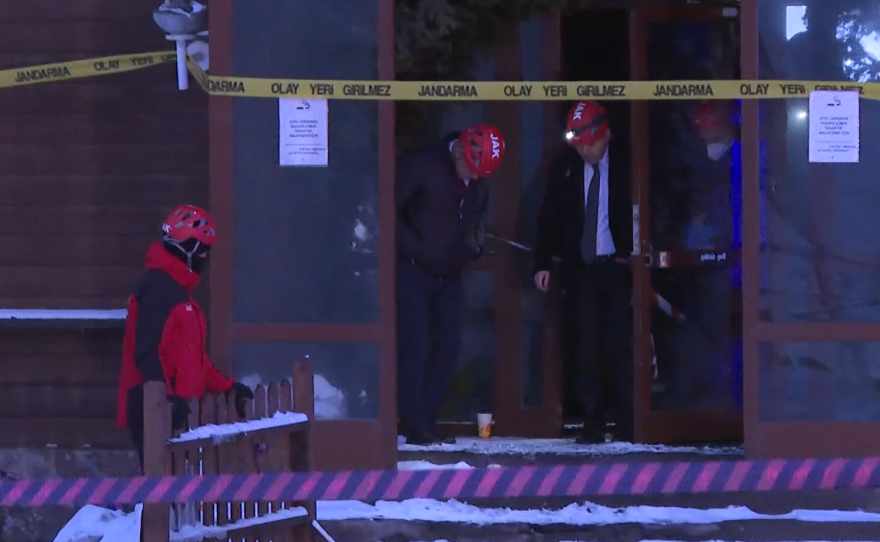 Kartalkaya'daki otel yangını faciası: Bilirkişi heyeti Grand Kartal Otel'de inceleme yaptı 2