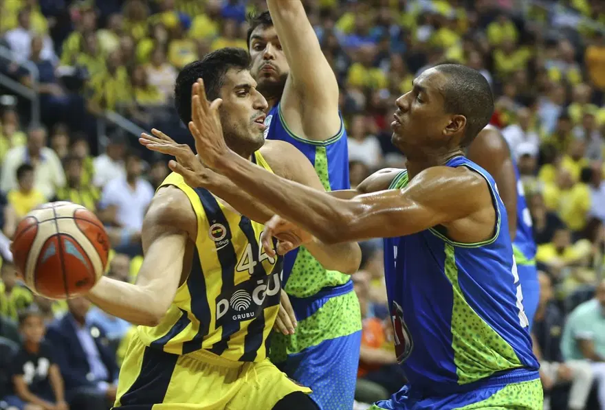 Fenerbahçe Doğuş şampiyon oldu! 24