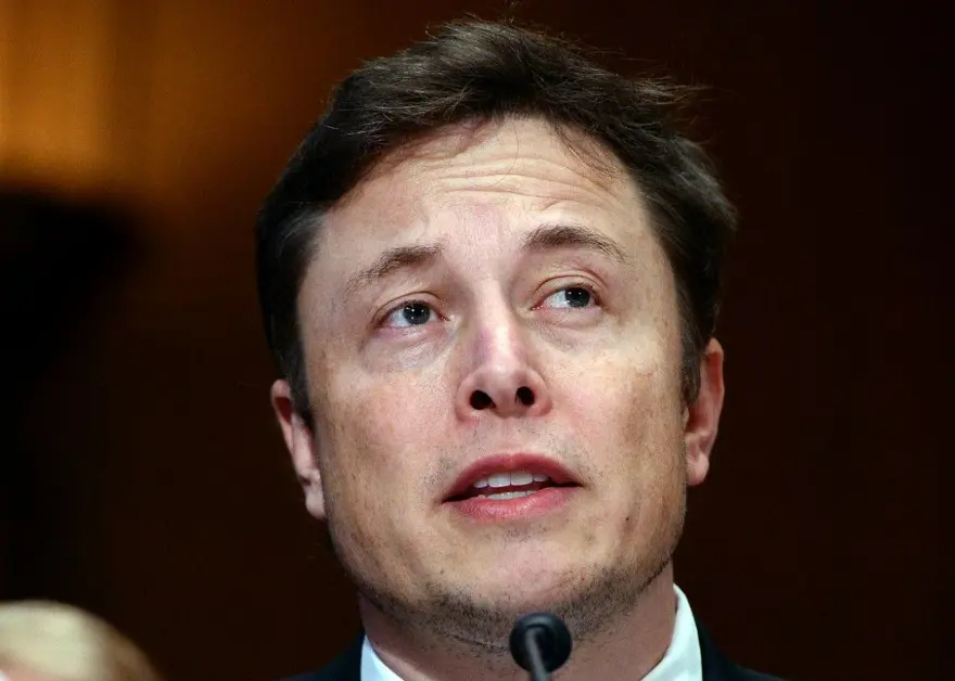 Dünyan en zengin adamı gündemden düşmüyor: "Zaman yolculuğu yapan uzaylı vampirim" 5