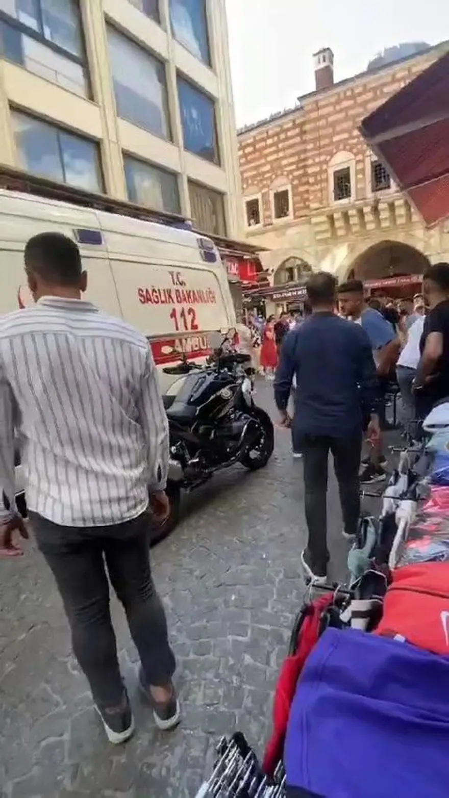 Fatih Mısır Çarşısı'nda silahlı kavga 5