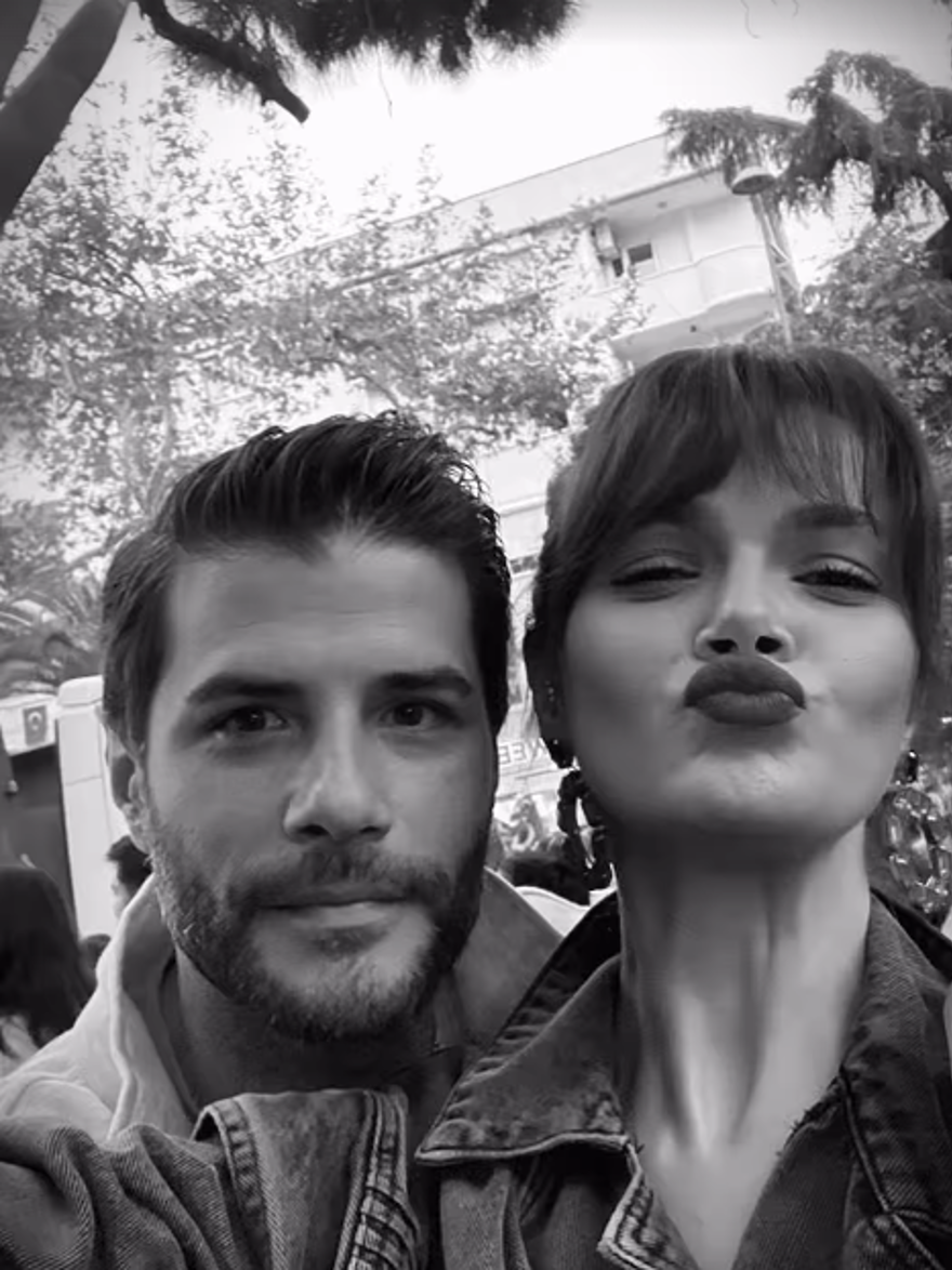 Sinem Ünsal aşka geldi: "Sevgilim iyi ki doğdun" 2 Sinem Ünsal aşka geldi: "Sevgilim iyi ki doğdun" 2