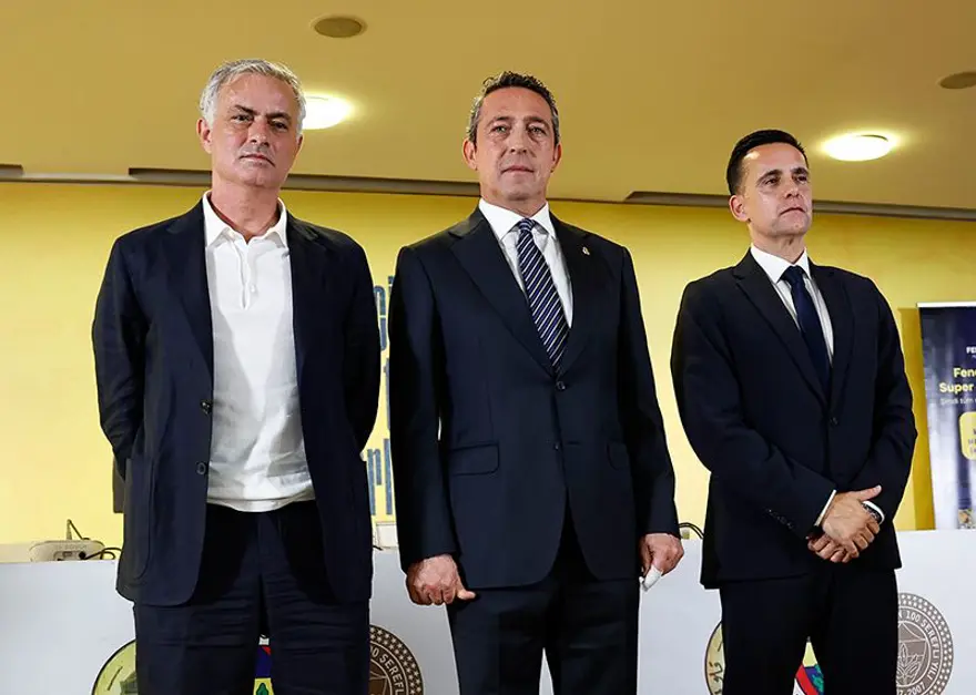 Fenerbahçe'de Mario Branco yerine gelen isim belli oldu: Yeni dönem Fenerbahçe'de Mario Branco yerine gelen isim belli oldu: Yeni dönem