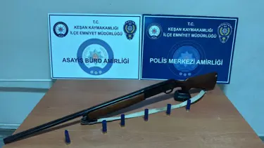 Edirne'de 3 adet ruhsatsız av tüfeği ele geçirildi