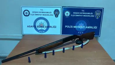 Edirne'de 3 adet ruhsatsız av tüfeği ele geçirildi