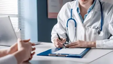 Meclis'ten geçti: Doktorlar en fazla iki kurumda çalışabilecek