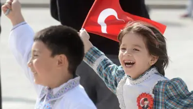 23 Nisan resmi tatil mi? 22 Nisan yarım gün mü, hangi güne denk geliyor? (2025 resmi tatil takvimi)