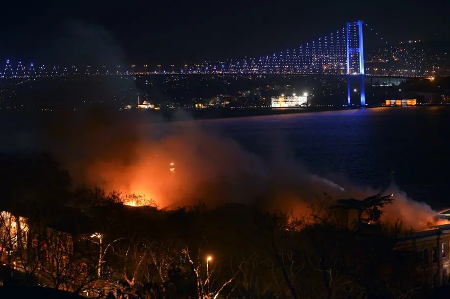 Galatasaray Üniversitesi'nde yangın 27