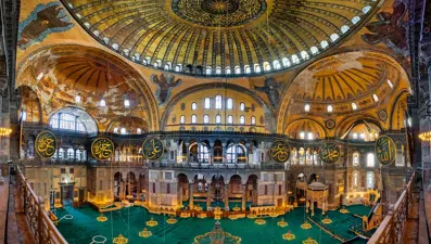 Ayasofya Camii'nin detayları fotoğraf karelerine yansıdı
