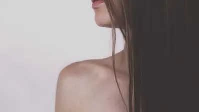 Mustafa Sandal'ın hastalığı trikotillomani (saç koparma hastalığı) nedir?