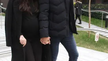 Fahriye Evcen ile Burak Özçivit'in bebekleri göründü
