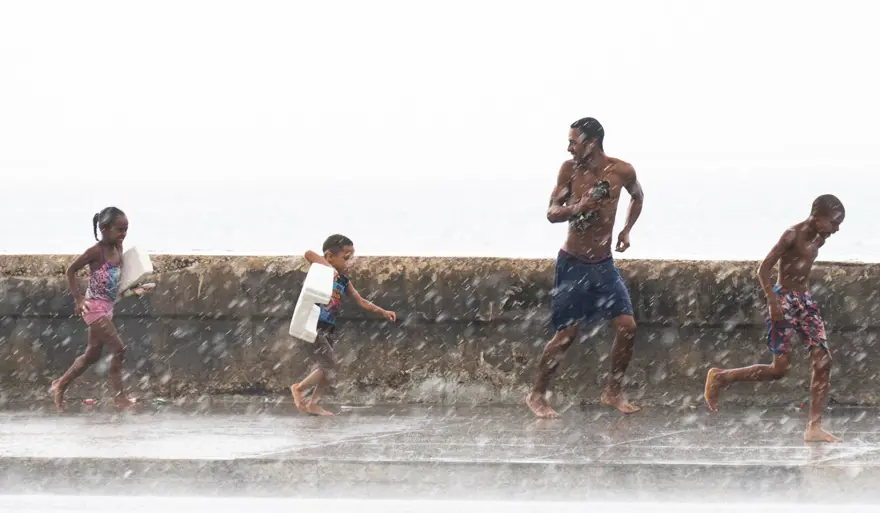 SON REKOR 2016'DA KIRILDI 6 SON REKOR 2016'DA KIRILDI 6