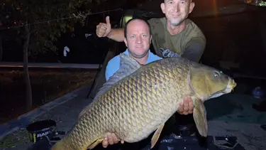 28 kiloluk dev pullu sazan görenleri hayrete düşürdü