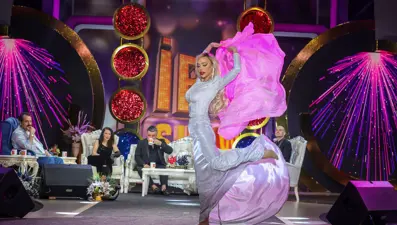 İbo Show yeni bölüm fotoğrafları ve konukları: Seren Serengil, Yeşim Salkım, Bülent Serttaş ve Altay