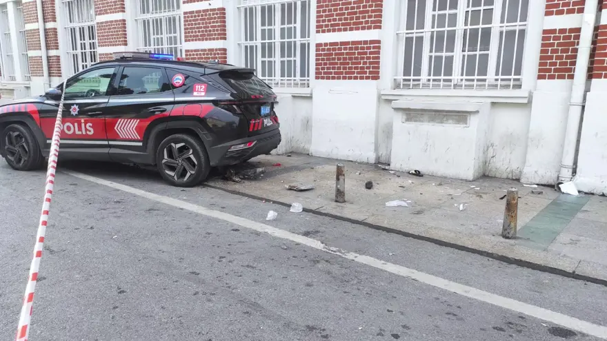 Şişli’de polis aracı kaldırımdaki iki kadınaçarptı: Bir ölü, bir ağır yaralı 1