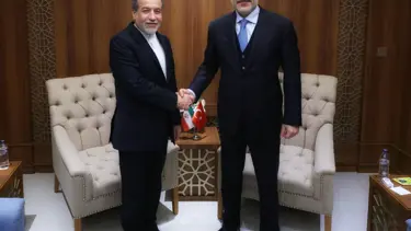 Dışişleri Bakanı Fidan, İranlı mevkidaşı Arakçi ile bir araya geldi